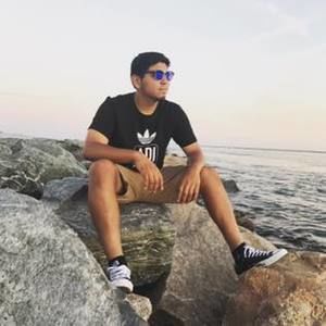 Meet your Posher, Devin